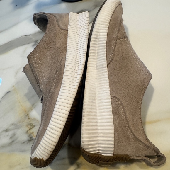 Sorel Waterproof Women's Out N about Plus Slip on  Tan Sneaker sz 7 - Picture 5 of 8